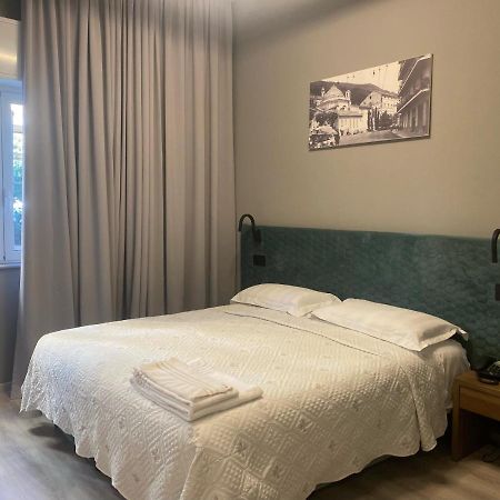 Albergo Graziella Taggia Exterior foto
