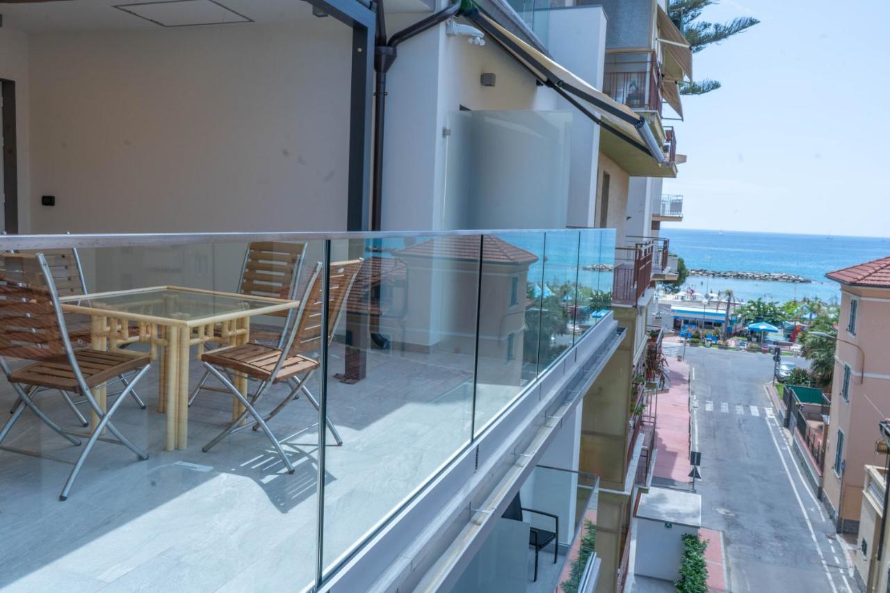 Albergo Graziella Taggia Exterior foto