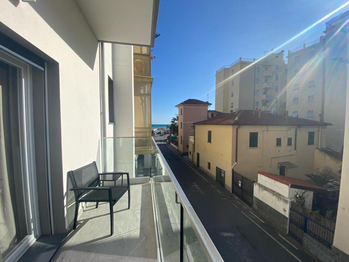 Albergo Graziella Taggia Exterior foto